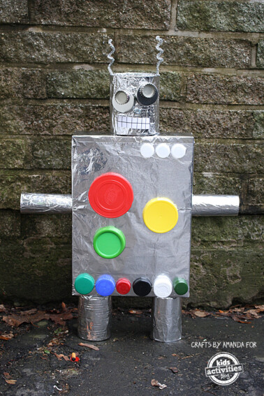 Recycled Crafts: Cereal Box Robot